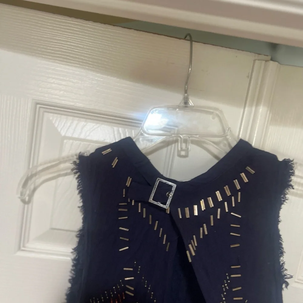 Free People Navy Laser-Cut Sleeveless Tank top open back
Medium boho beach chic - Picture 10 of 15